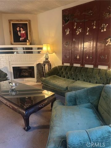 15051 Sherman, Van Nuys (los Angeles), CA 91405