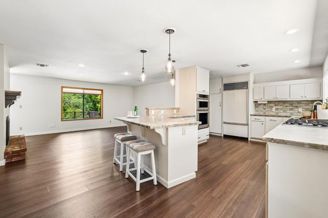2660 Glenview Dr, Placerville, CA 95667