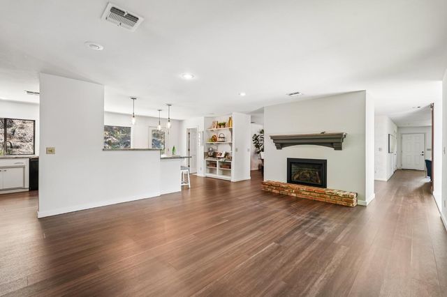 2660 Glenview Dr, Placerville, CA 95667