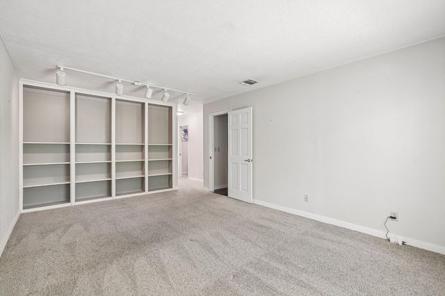 2660 Glenview Dr, Placerville, CA 95667