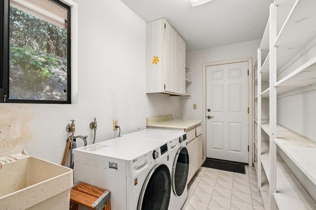 2660 Glenview Dr, Placerville, CA 95667