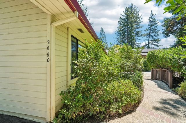 2660 Glenview Dr, Placerville, CA 95667