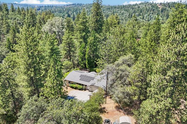 2660 Glenview Dr, Placerville, CA 95667
