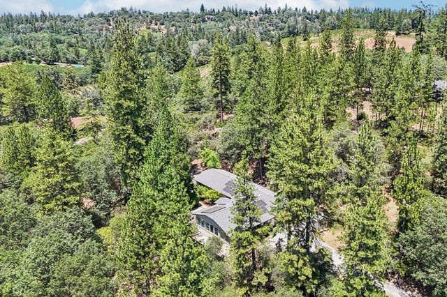 2660 Glenview Dr, Placerville, CA 95667