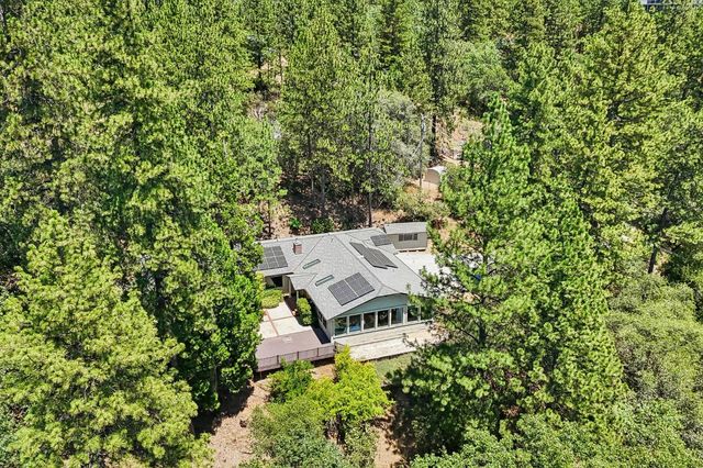 2660 Glenview Dr, Placerville, CA 95667