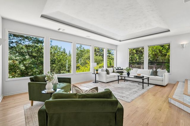 2660 Glenview Dr, Placerville, CA 95667