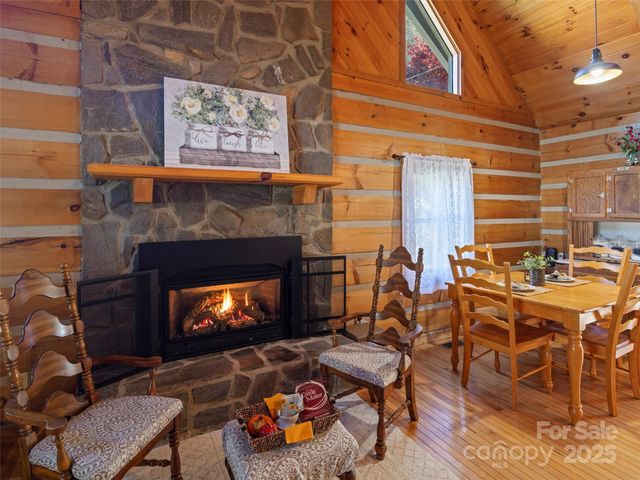 538 E Fork Road, Sylva, NC 28779