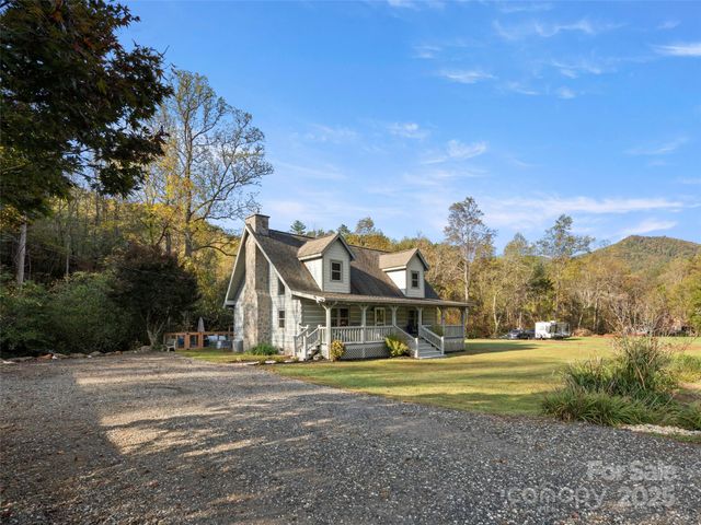 538 E Fork Road, Sylva, NC 28779