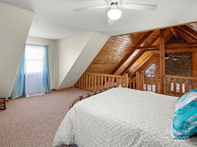 538 E Fork Road, Sylva, NC 28779