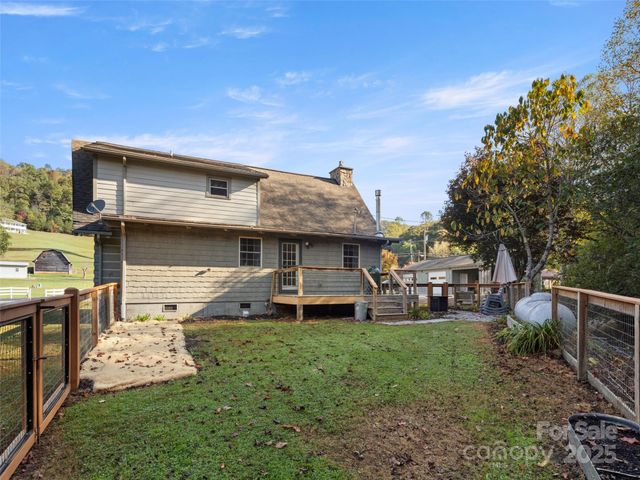 538 E Fork Road, Sylva, NC 28779