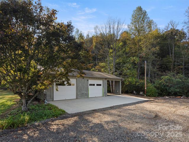 538 E Fork Road, Sylva, NC 28779