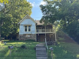 228 N Fletcher Avenue, Fayetteville, AR 72701