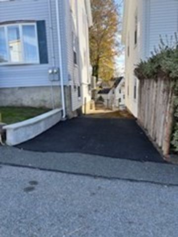 10 Moulton Ct 10, Beverly, MA 01915