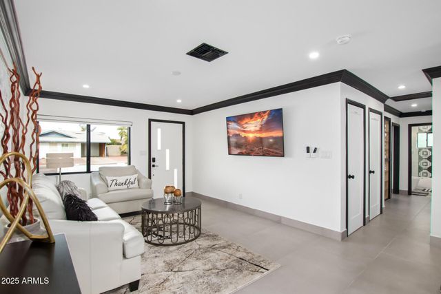 7737 E ROOSEVELT Street, Scottsdale, AZ 85257