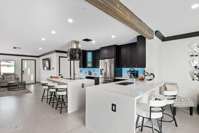 7737 E ROOSEVELT Street, Scottsdale, AZ 85257