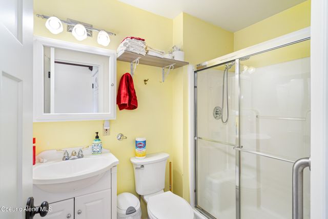 1002 Highland Ave, St. Maries, ID 83861