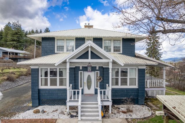 1002 Highland Ave, St. Maries, ID 83861