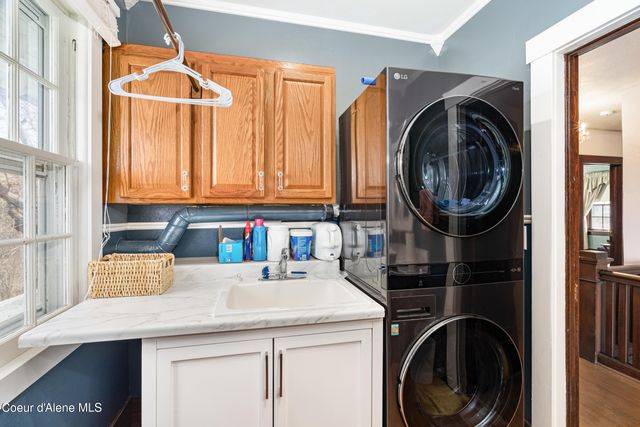 1002 Highland Ave, St. Maries, ID 83861