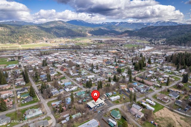 1002 Highland Ave, St. Maries, ID 83861