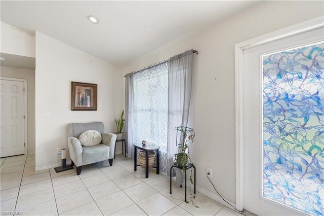 2701 NE 1st PL, Cape Coral, FL 33909