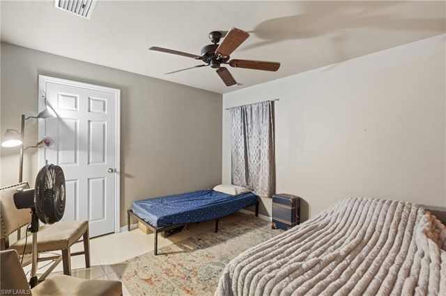 2701 NE 1st PL, Cape Coral, FL 33909