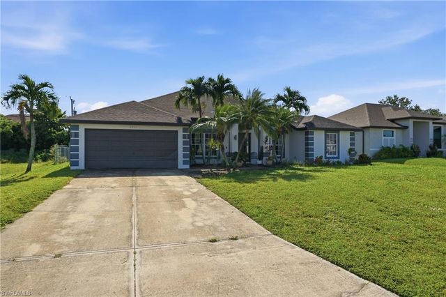 2701 NE 1st PL, Cape Coral, FL 33909