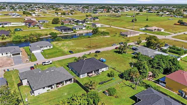 2701 NE 1st PL, Cape Coral, FL 33909
