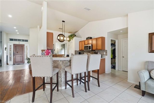 2701 NE 1st PL, Cape Coral, FL 33909