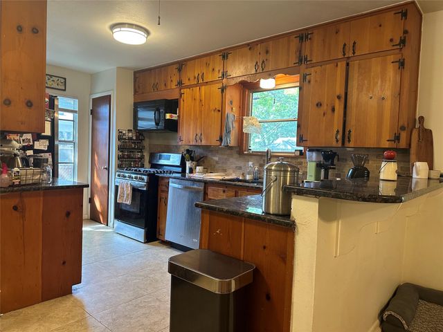 1806 Barbara ST, Austin, TX 78757