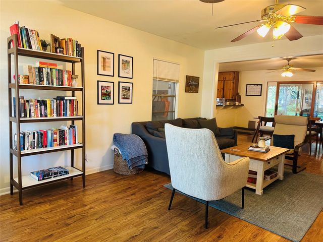 1806 Barbara ST, Austin, TX 78757