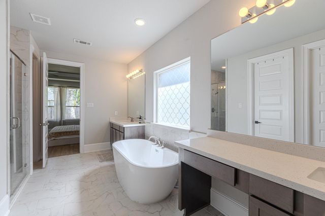 414 Rowan Pine Court, Conroe, TX 77304