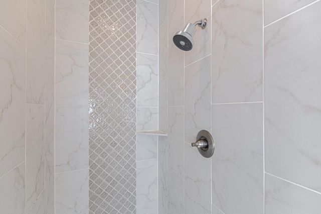 414 Rowan Pine Court, Conroe, TX 77304