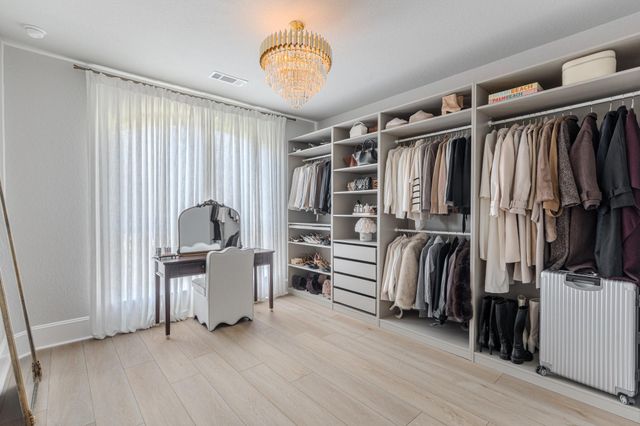 414 Rowan Pine Court, Conroe, TX 77304