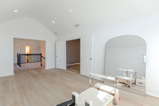 414 Rowan Pine Court, Conroe, TX 77304