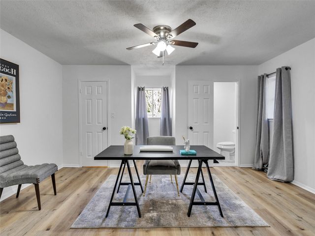 511 Stadium Lane, Friendswood, TX 77546