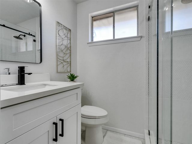 511 Stadium Lane, Friendswood, TX 77546