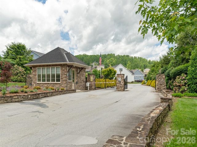 Lot 80 Blacksmith Run Drive, Hendersonville, NC 28792