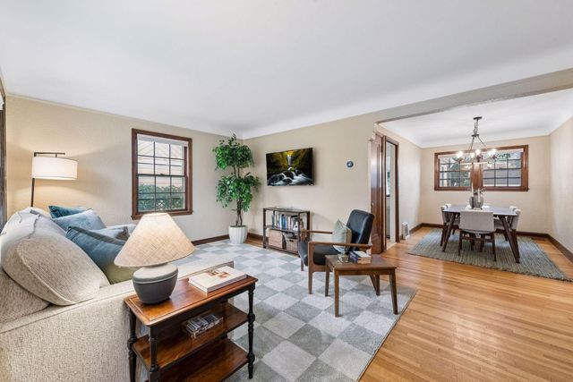 4237 Abbott Avenue N, Robbinsdale, MN 55422