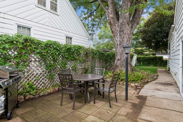 4237 Abbott Avenue N, Robbinsdale, MN 55422