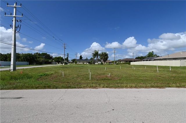 3928 SE 4th AVE, Cape Coral, FL 33904