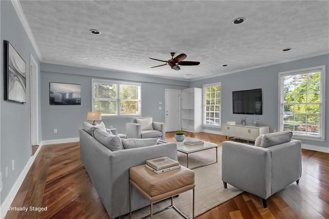 2681 Kings Circle, Lawrenceville, GA 30044