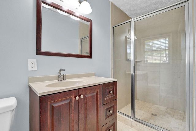 2681 Kings Circle, Lawrenceville, GA 30044