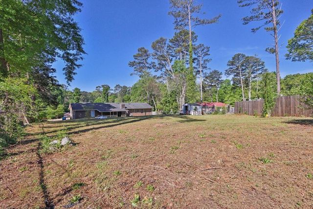 2681 Kings Circle, Lawrenceville, GA 30044