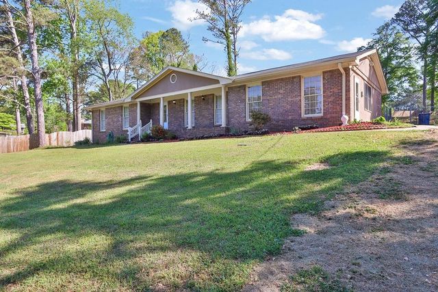 2681 Kings Circle, Lawrenceville, GA 30044
