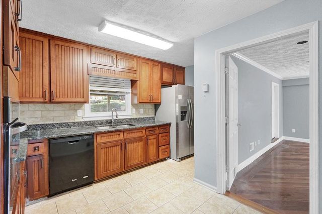 2681 Kings Circle, Lawrenceville, GA 30044