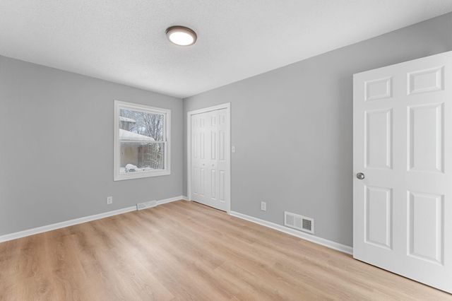 2825 Woodale Drive, Mounds View, MN 55112