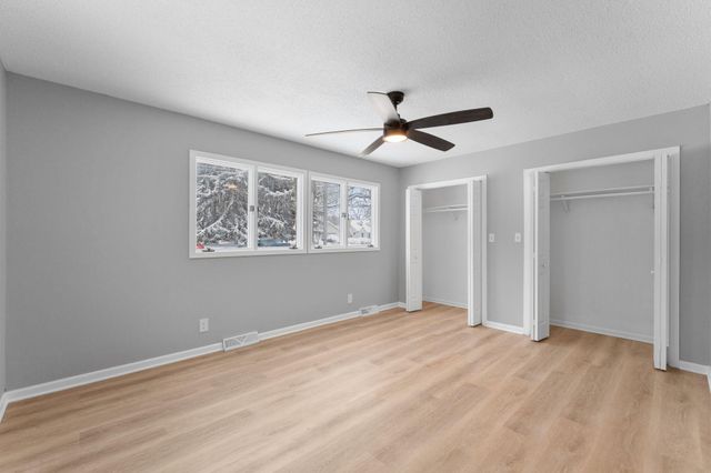 2825 Woodale Drive, Mounds View, MN 55112