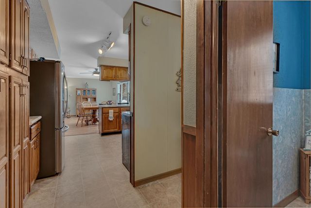 1304 9th Street SW, Willmar, MN 56201