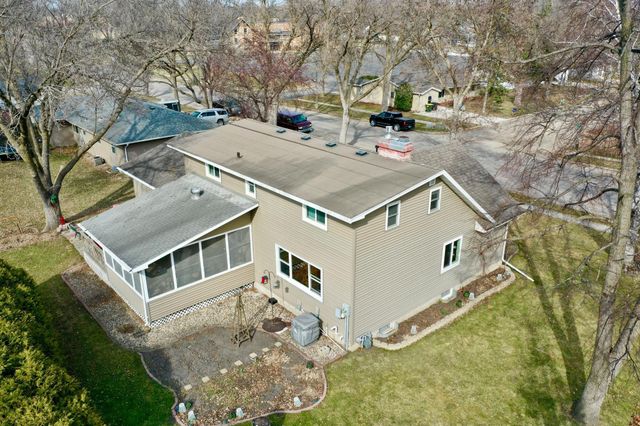 1304 9th Street SW, Willmar, MN 56201