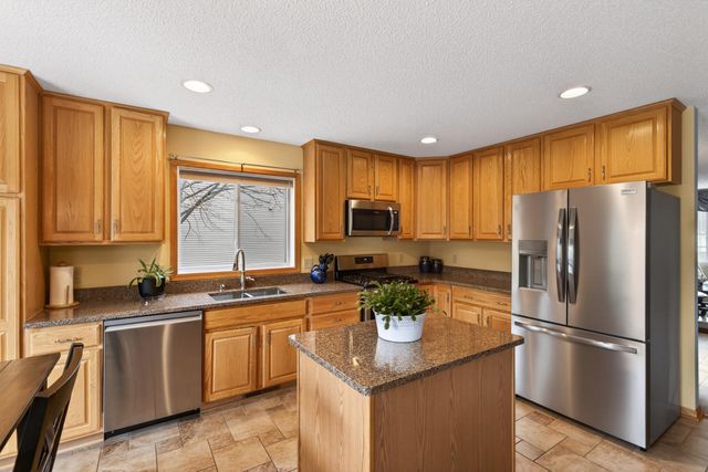 5812 158th Avenue NW, Ramsey, MN 55303